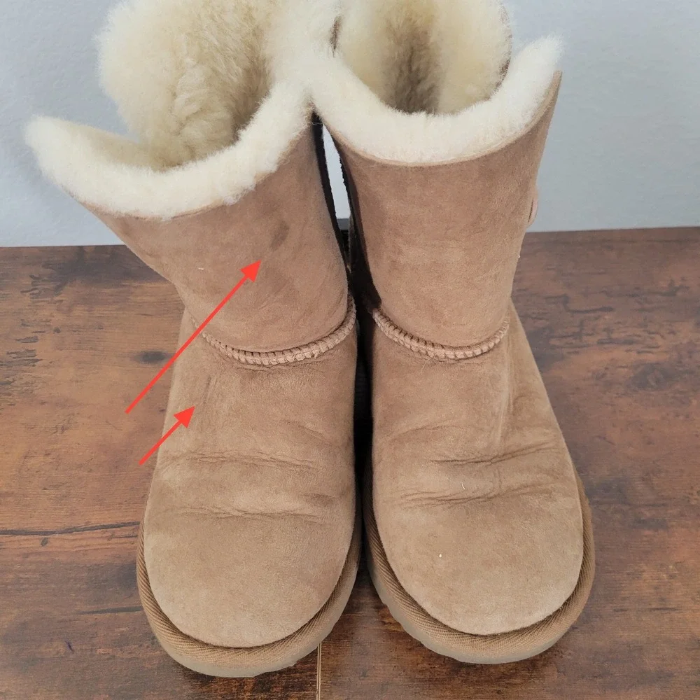 UGG Bailey Button Boots Kids Size 3 Chestnut Brown Suede Shearling 1017400K